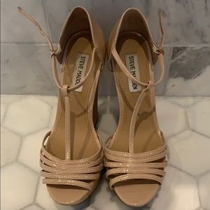 Steve Madden Greatful Nude Wedges